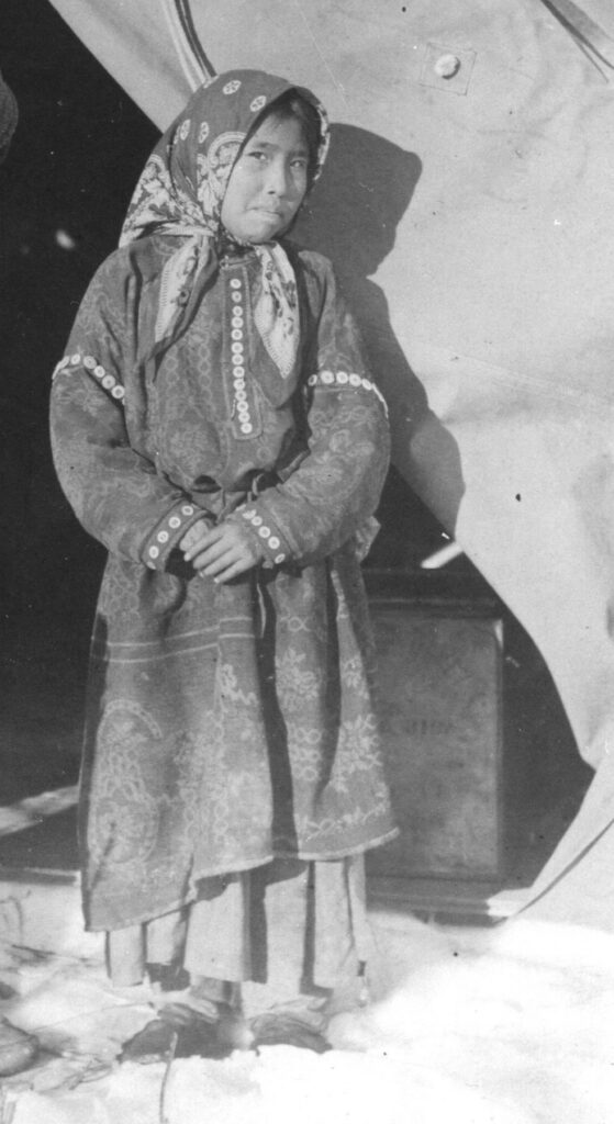 Tonsina Girl 1906